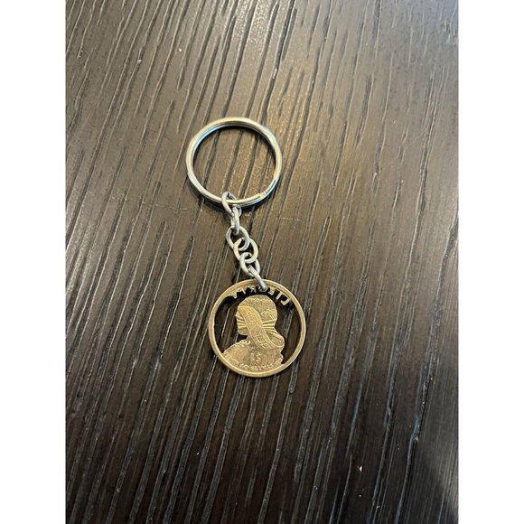 “Hobo Nickel” Sacagawea One Dollar Coin Carved Keychain Pendant Jewelry Charm - Picture 4 of 4